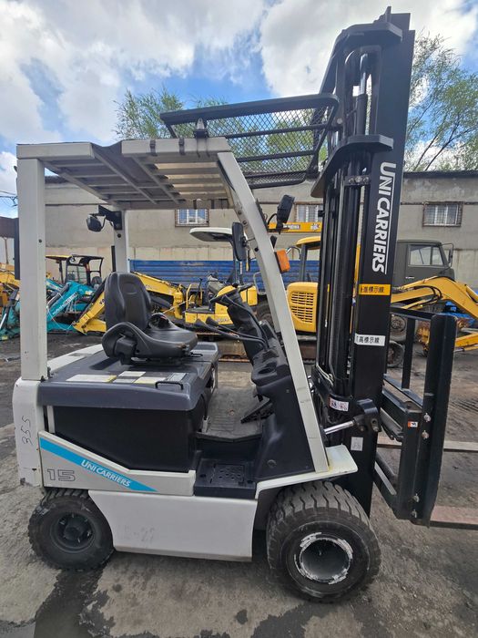 Вилочный погрузчик UNICARRIERS