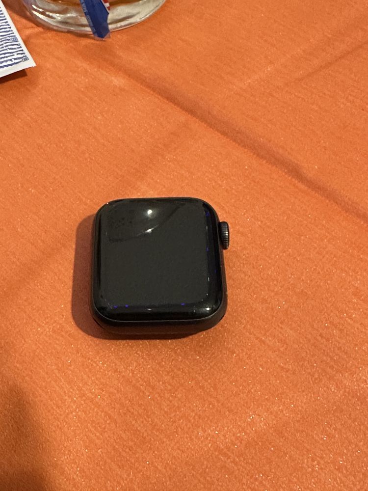 apple watch SE 2 40 mm