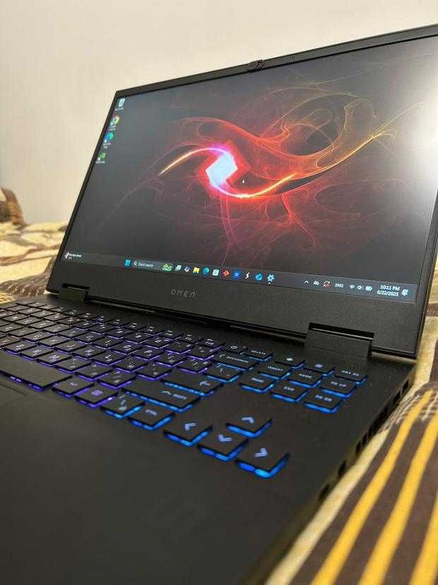 Продавам HP Omen 15