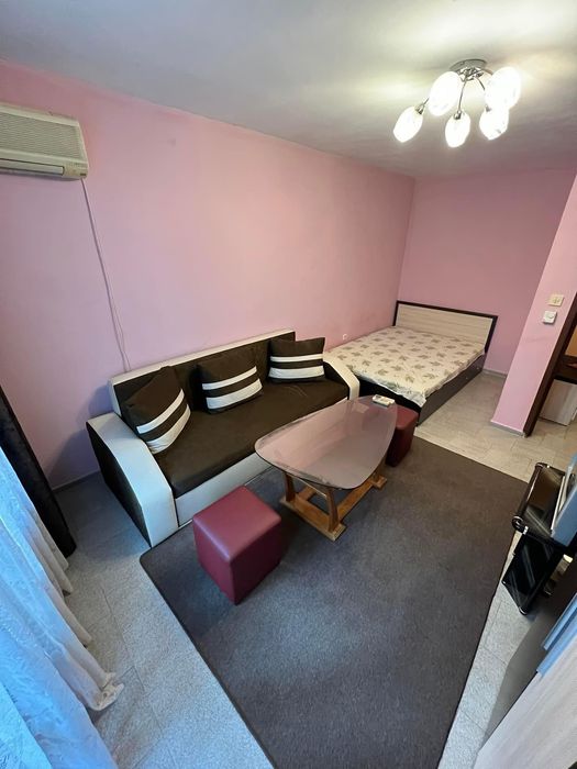 Дава се под наем Едностаен апартамент в Бургас, Братя Миладинови - 44 кв.м за 331.5 € - Снимка #1