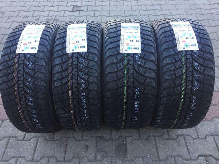 set anvelope noi iarna bmw seria 4/3 255/40/18 cu 225/45/18 kumho