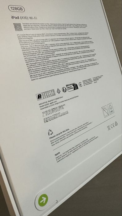 Apple iPad 11" A16 128GB WiFi 2025 Silver Nou cu Garantie