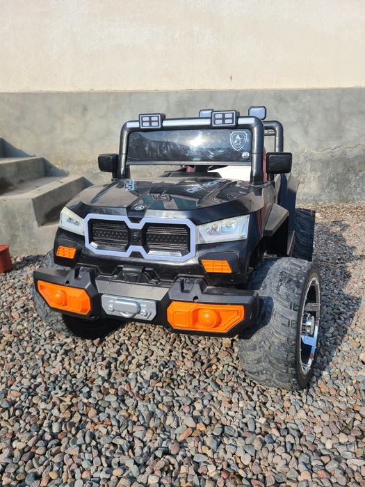 Offroad bolalar mashinasi