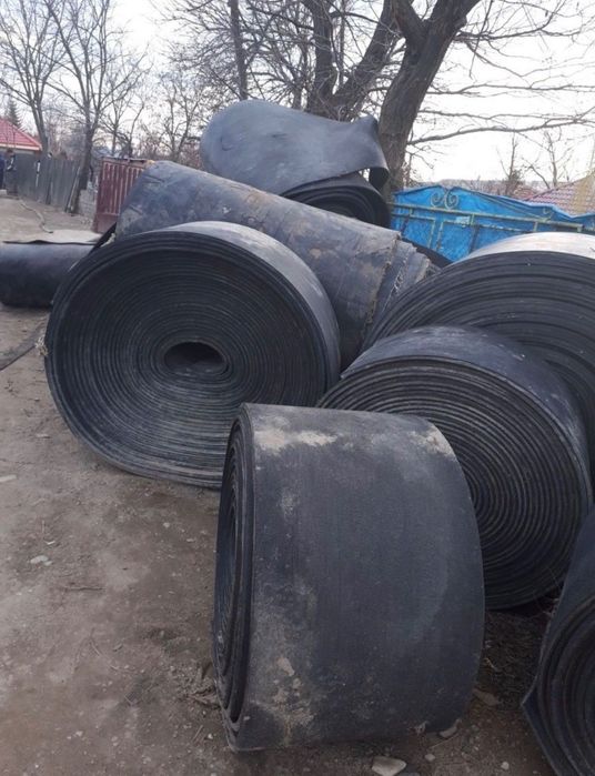 Vand Banda de cauciuc cu 4 insertii de ata la CEL MAI BUN PRET