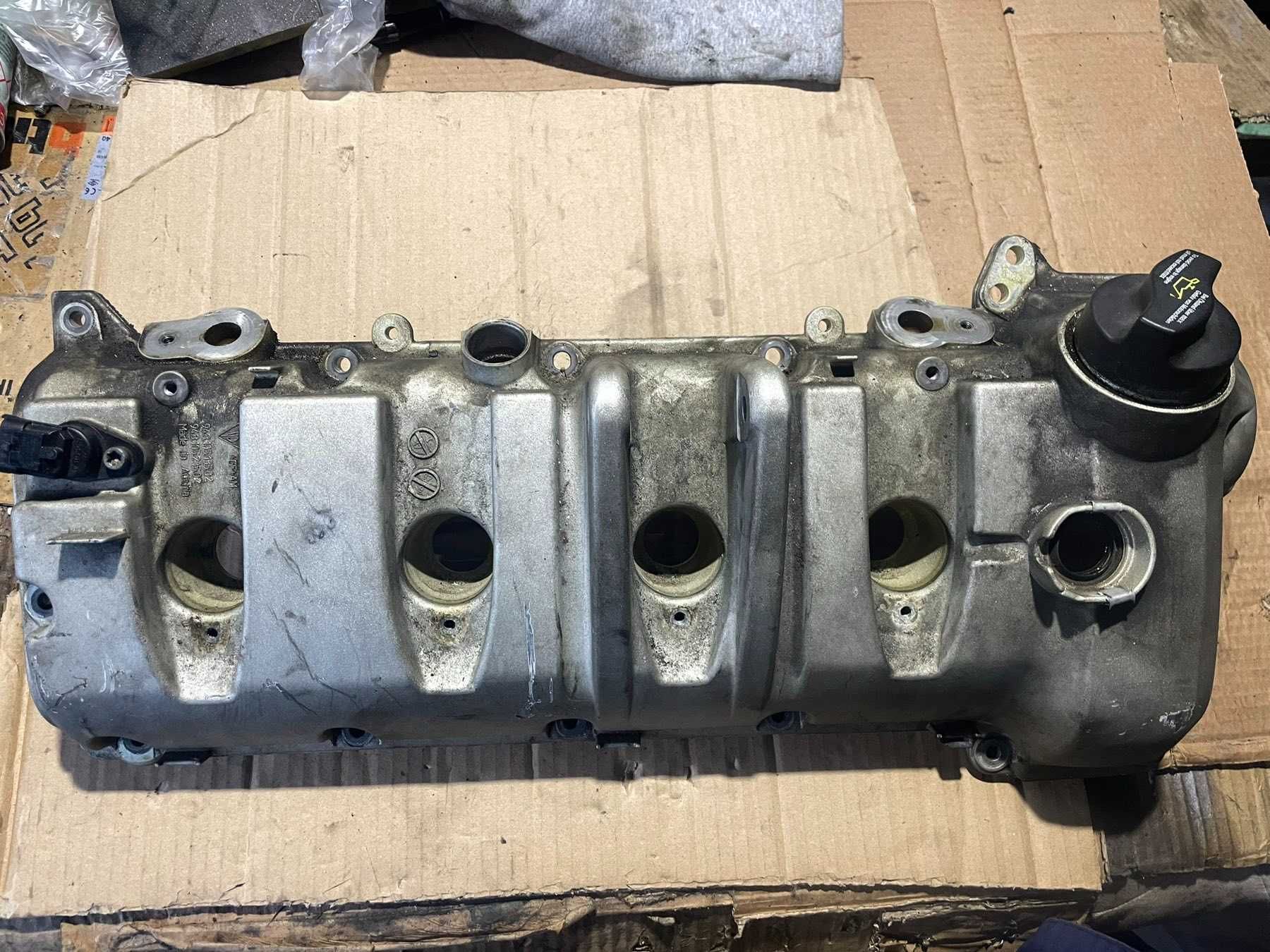 Капак на Клапани Дясна Страна Porsche Cayenne 957 4,8 V8