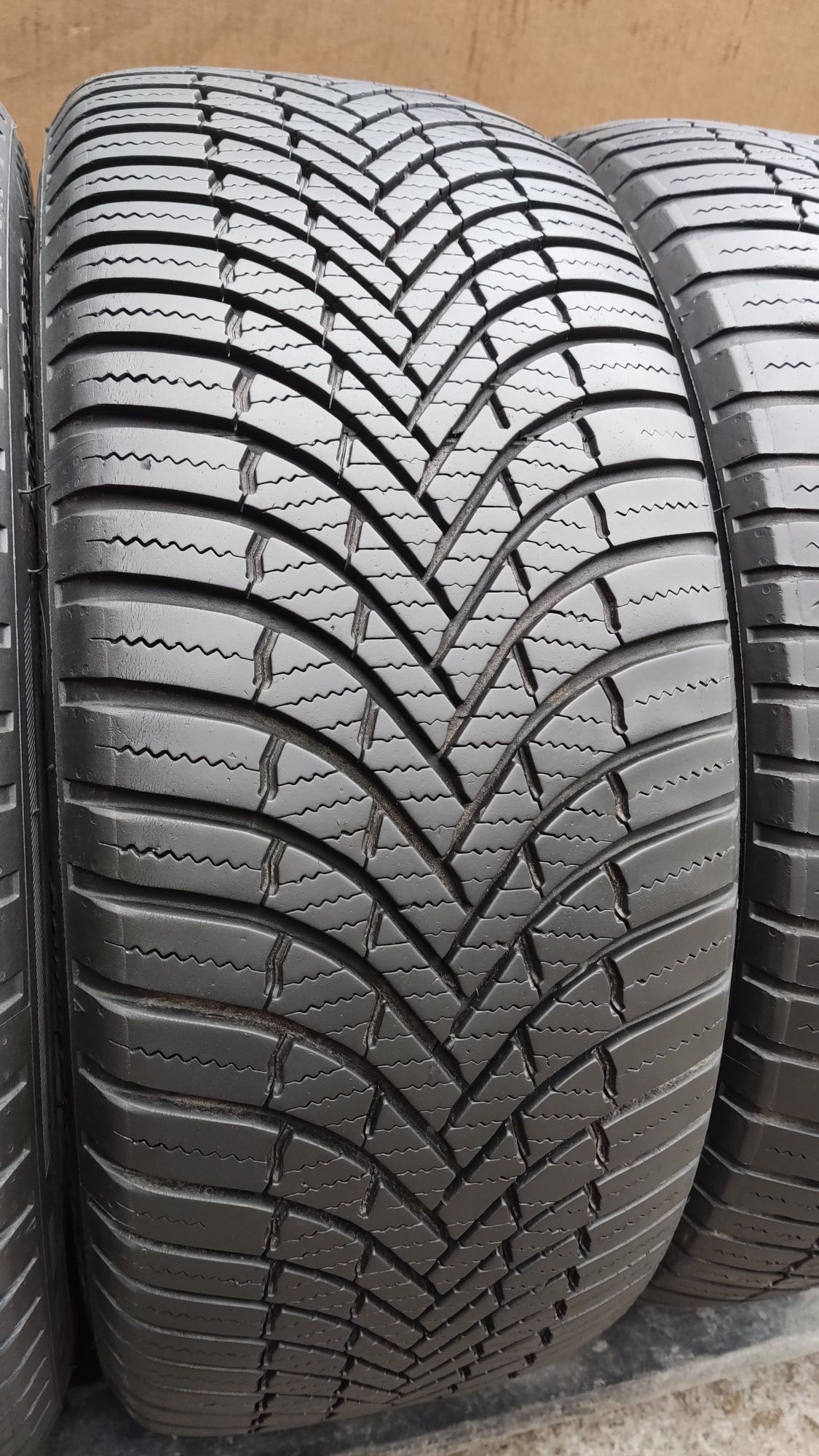 4бр всесезонни гуми 205/55/16 Firestone MultiSeason, dot21-22
dot0121