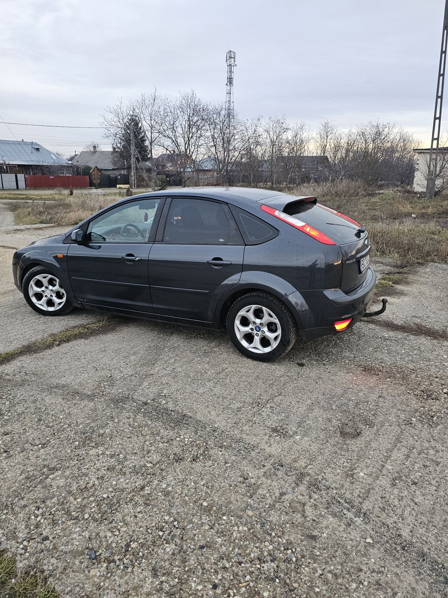 Proprietar vând autoturism marca Ford