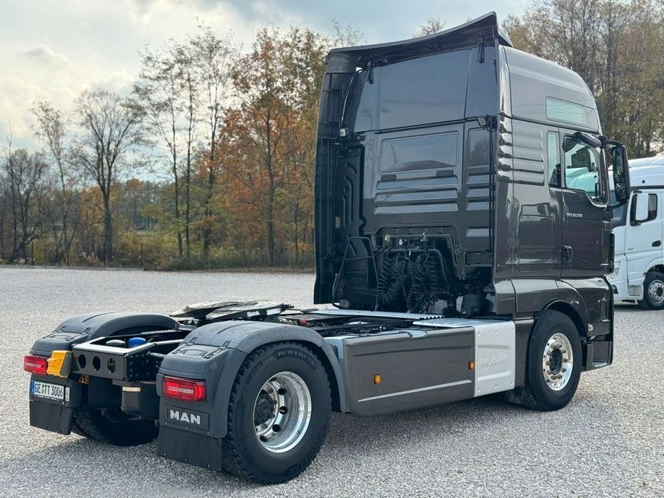 Ман тгх 18.500 евро 6 сотилади