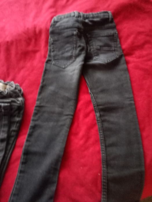 Детски дънки черни