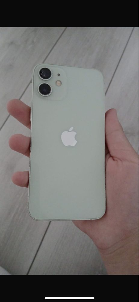 Vand iphone 12 mine culoarea verde