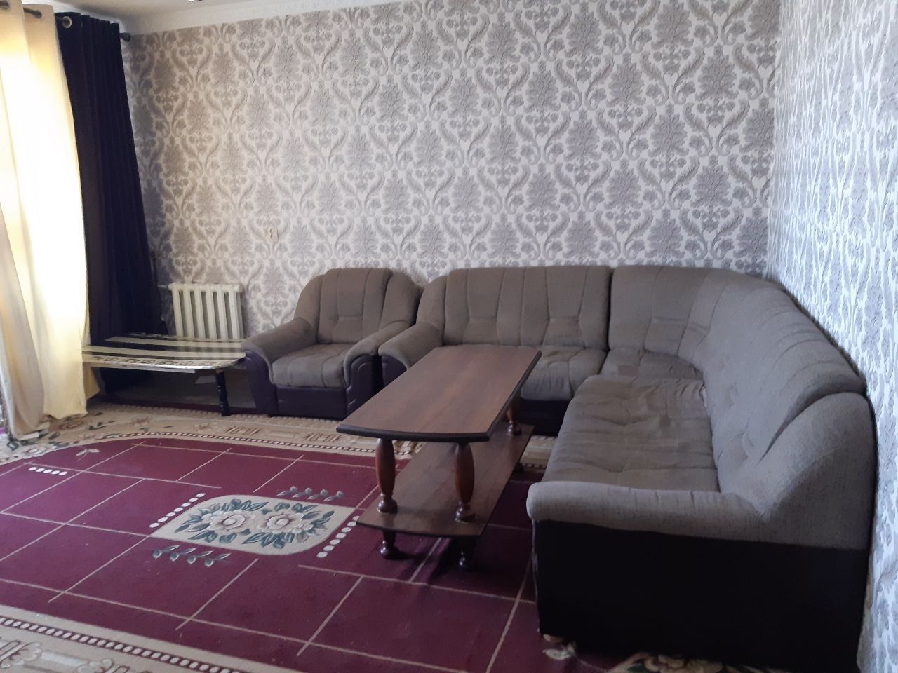 1 хонали квартира ижарага берилади.. Авиасозлар 1. Кадышева бозори ёни