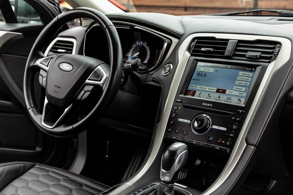 Ford Mondeo Vignale Hybrid 2019