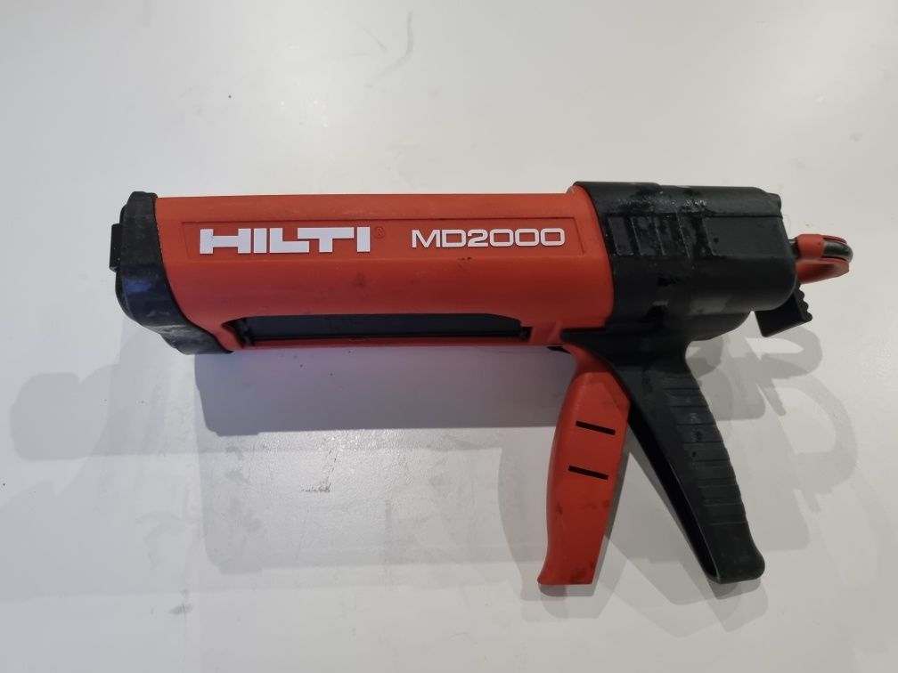 Пистолет Hilti MD200 двукопонентно лепило