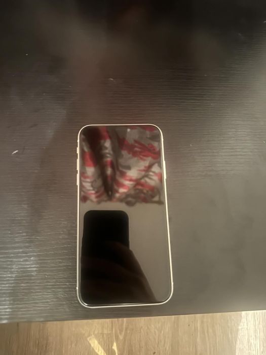 Vând iphone 11 în stare foarte bună de functionare