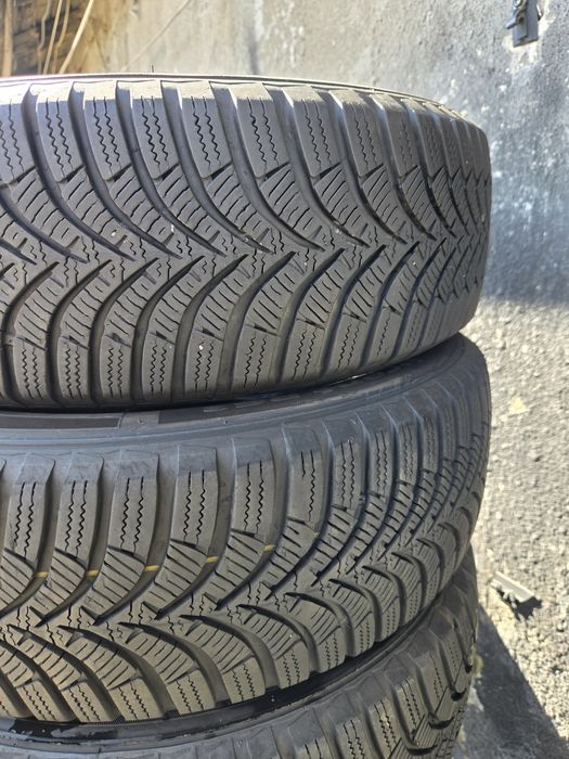 4бр. 175 65 14 Hankook зимни.