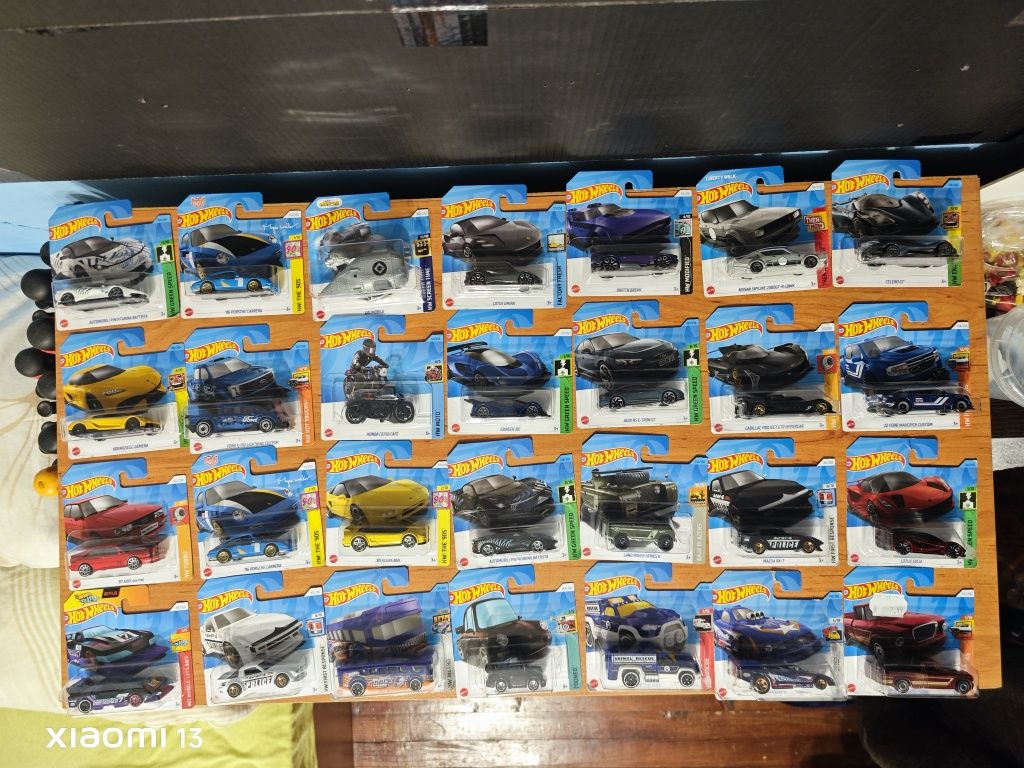 Метални колички Hot wheels Нови!!