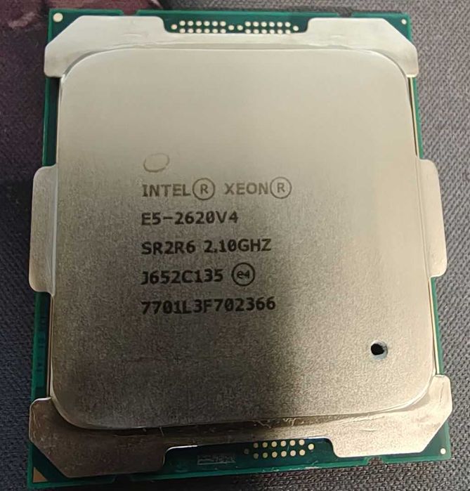Vand Procesor Intel Xeon E5-2620 v4, 8 nuclee, 2.10GHz