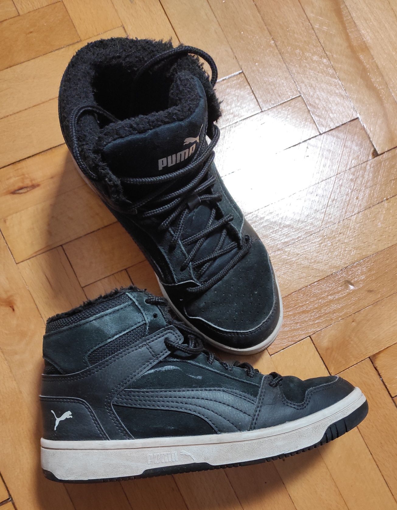 Sneakers Puma îmblănite, mărimea 37