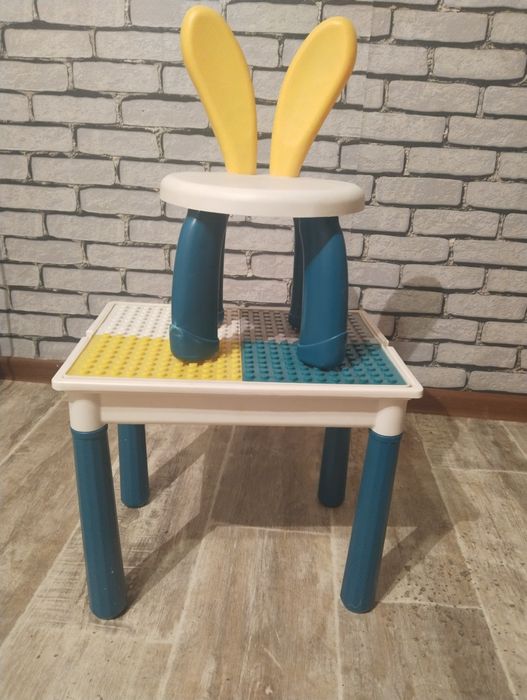 Игрушечный стол со стульчиком 2500тг