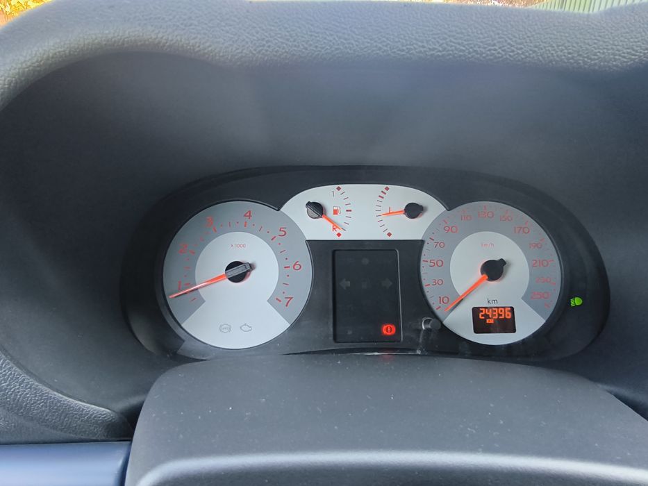 Renault Clio 1.4 benzina 24.000km