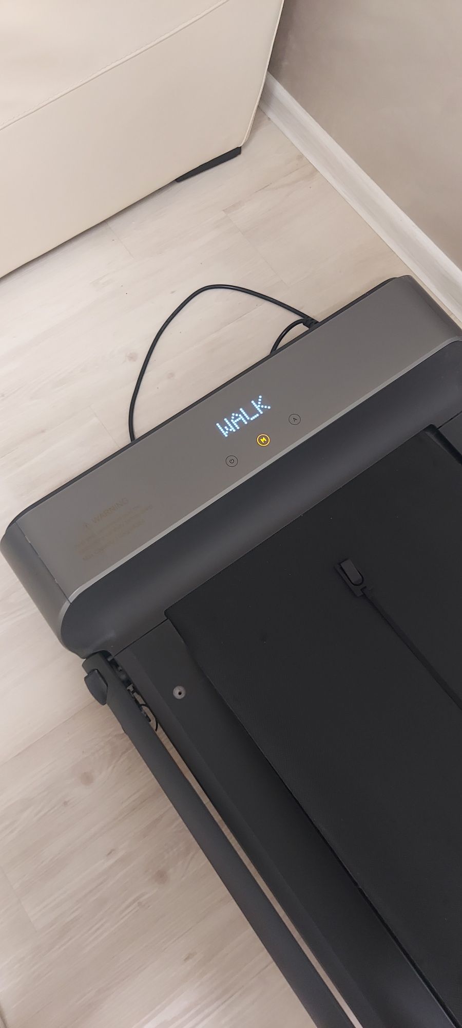 Сгъваема бягаща пътека WalkingPad R1 Pro 2в1