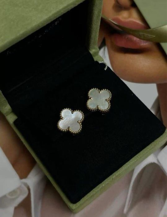 Van Cleef & Arpels Серьги Alhambra