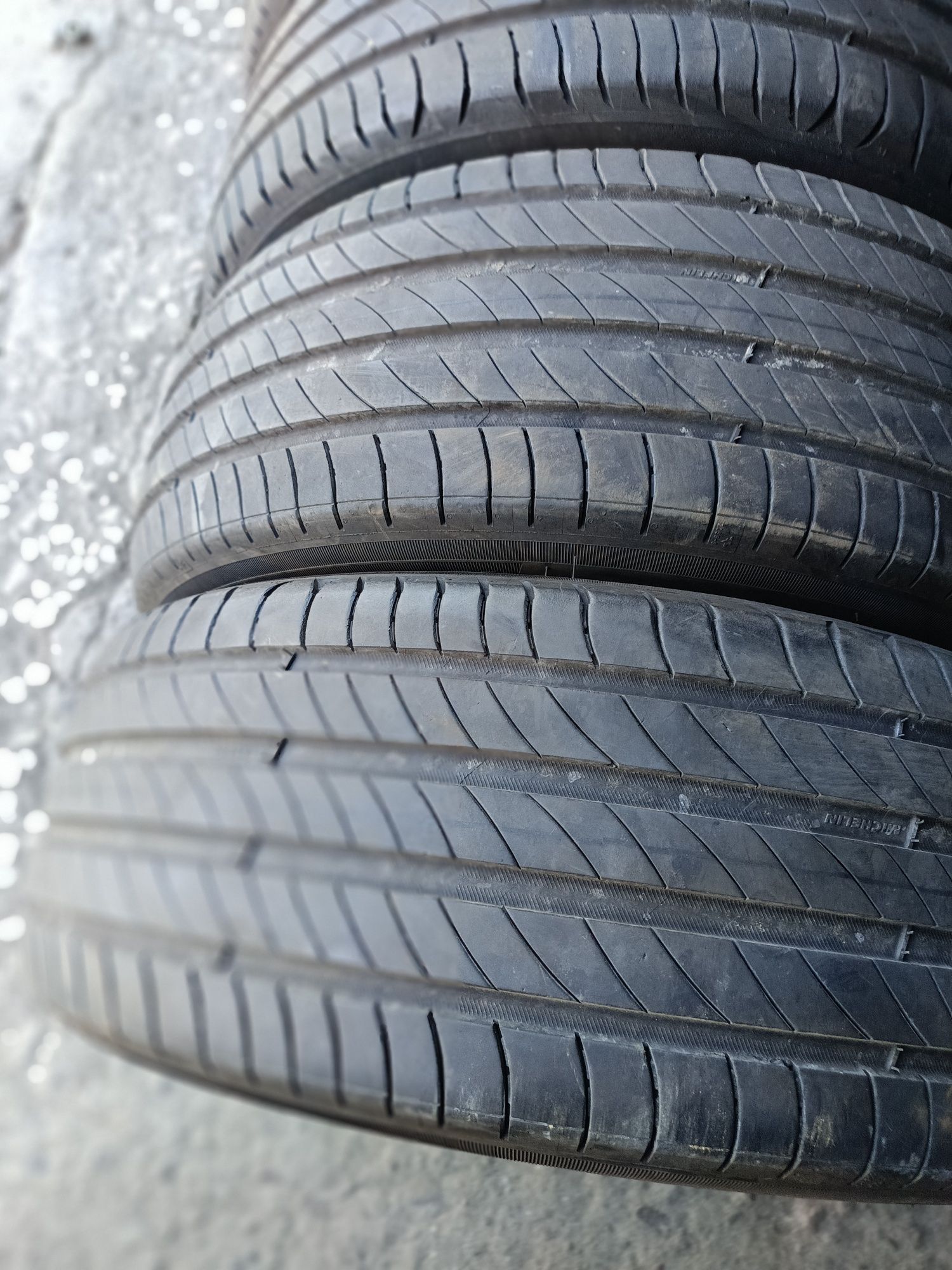 Летни гуми -2021г.-17цола-205/55-1бр.-85лв."MICHELIN"