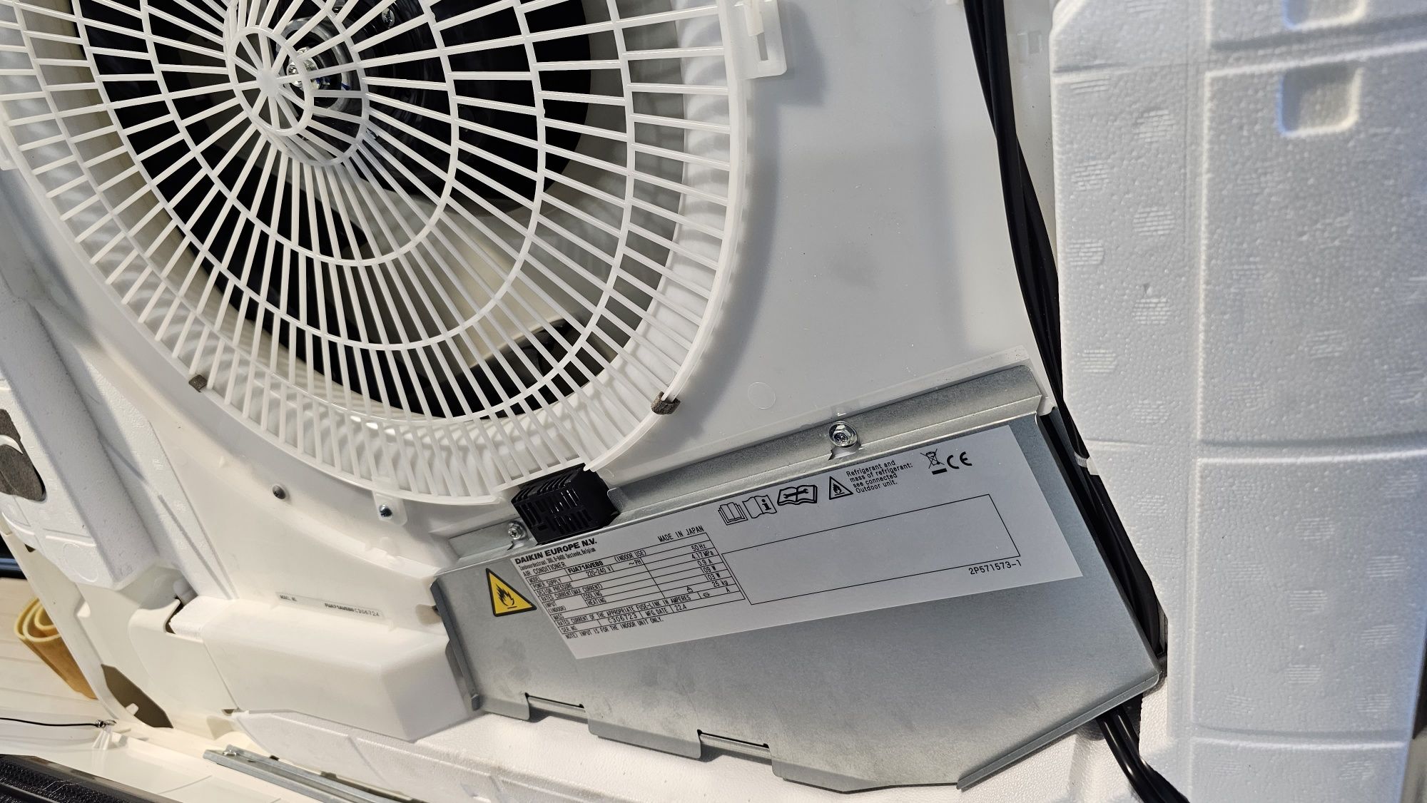 НОВ Daikin 24ка 24000btu касета открит монтаж FUA71  RZASG71