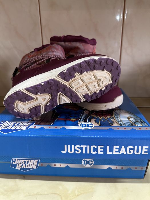 Cizme de iarnă Looney Toons - mărimea 27 - 17,9 cm