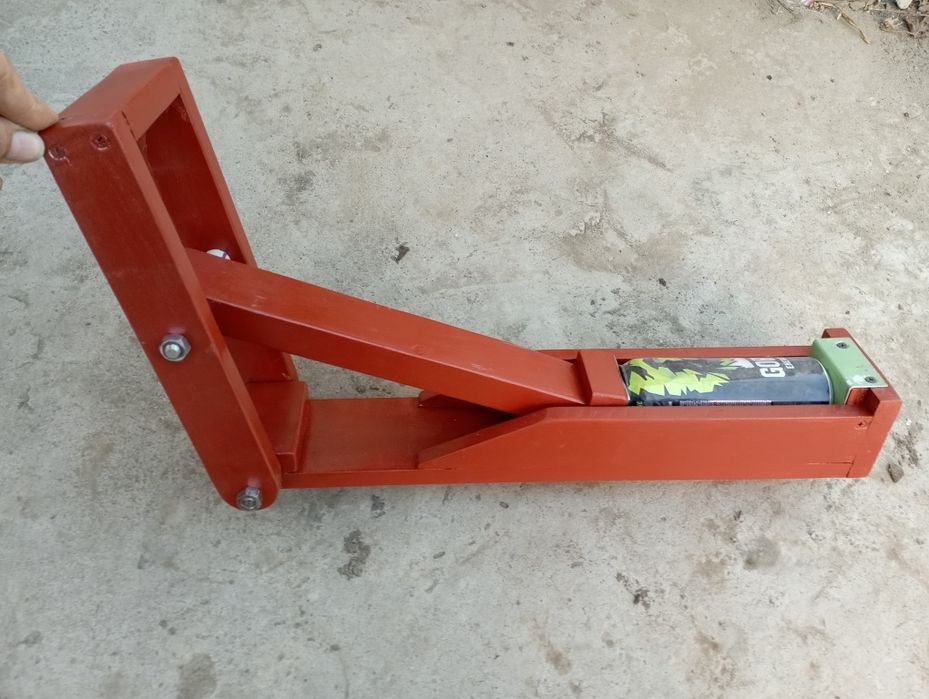 Пресс для банок, ручной