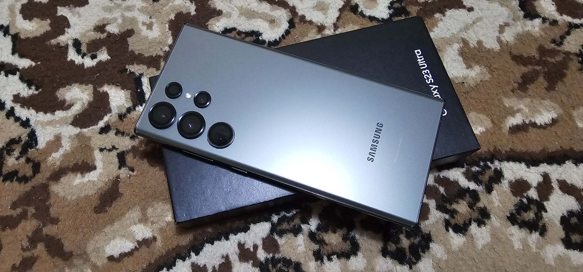 Samsung galaxy S22 ultra 512gig новая