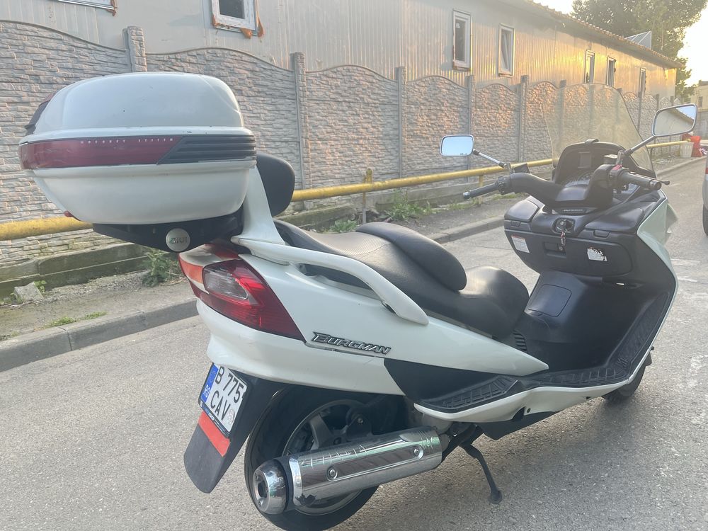 Suzuki Burgman 400cc