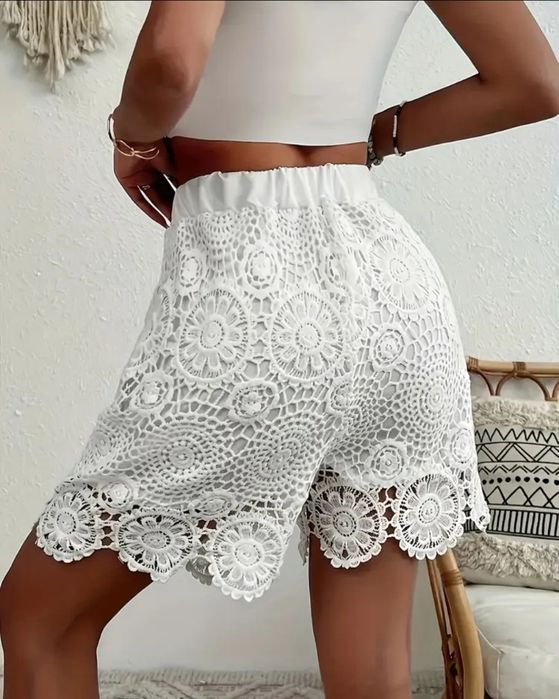 Дамски къси гащи