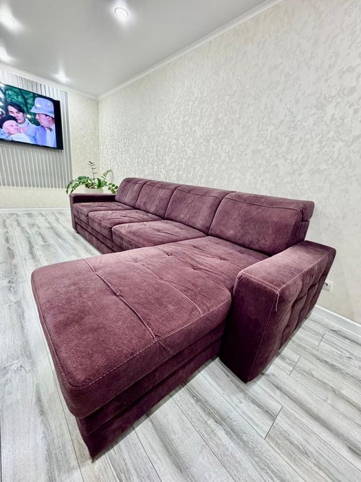 Продам диван с тумбой.