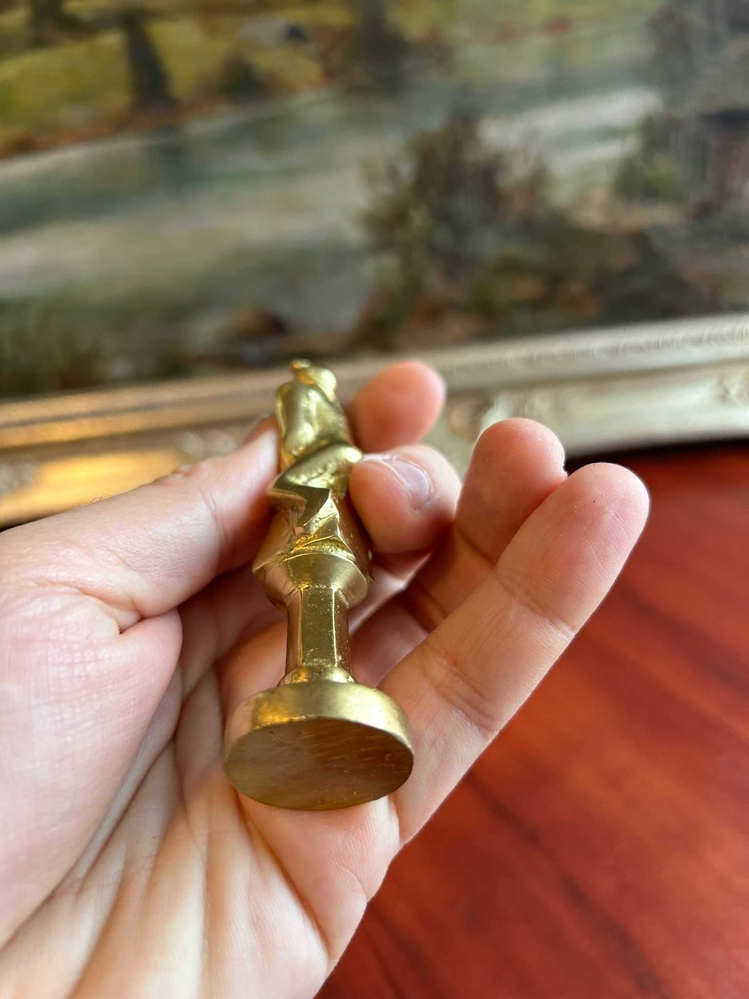NO733 Frumoasa decoratiune de bronz/alama 111g 9,5 cm