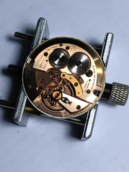 Ceas Omega mecanic.mecanism 613 ,curea originala