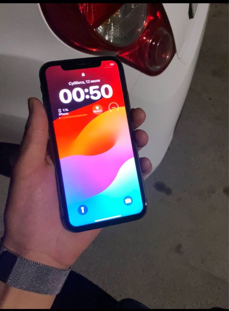 Iphone 11 sotiladi