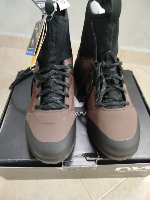 Оригинални дамски обувки Gore-Tex