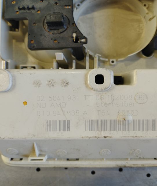 Lampa plafon fata 8T0 947 135 A Audi A4 B8/8K