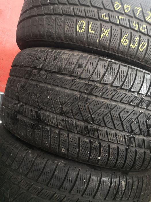 275 45 21 предни 315 40 21 цола задни гуми спорт пакет Pirelli dot 22