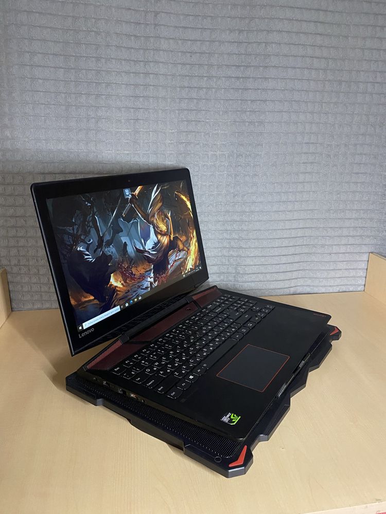 Мощный игровой ноутбук Lenovo Legion Y720