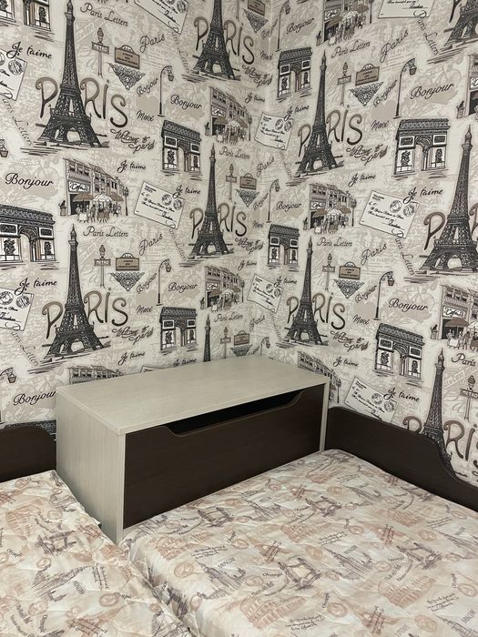 Продавам Детска Стая