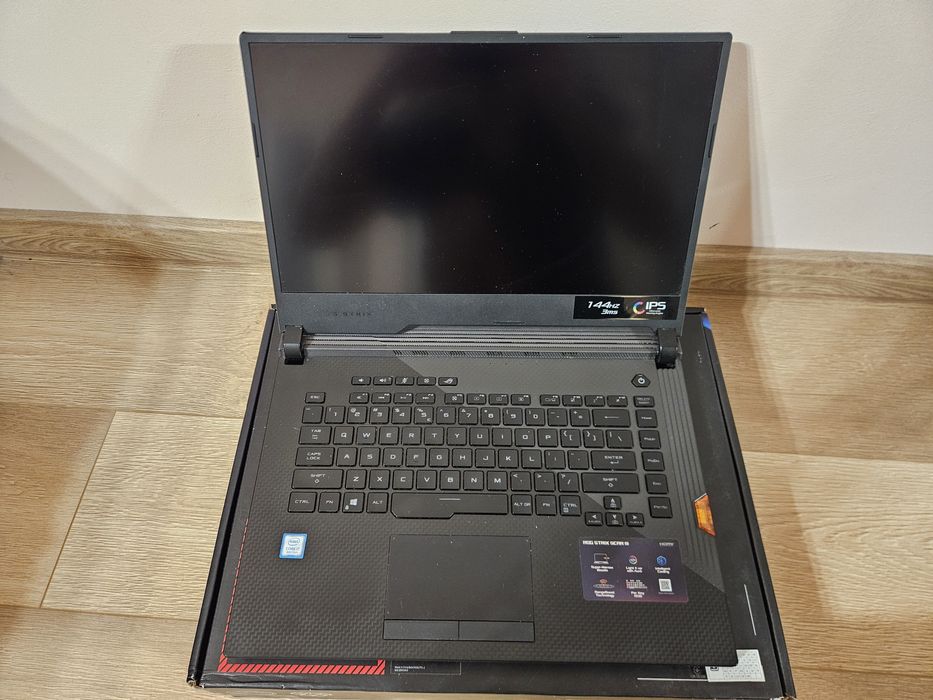 Display ASUS ROG Strix Scar III G531GV-ES045T FHD 144HZ