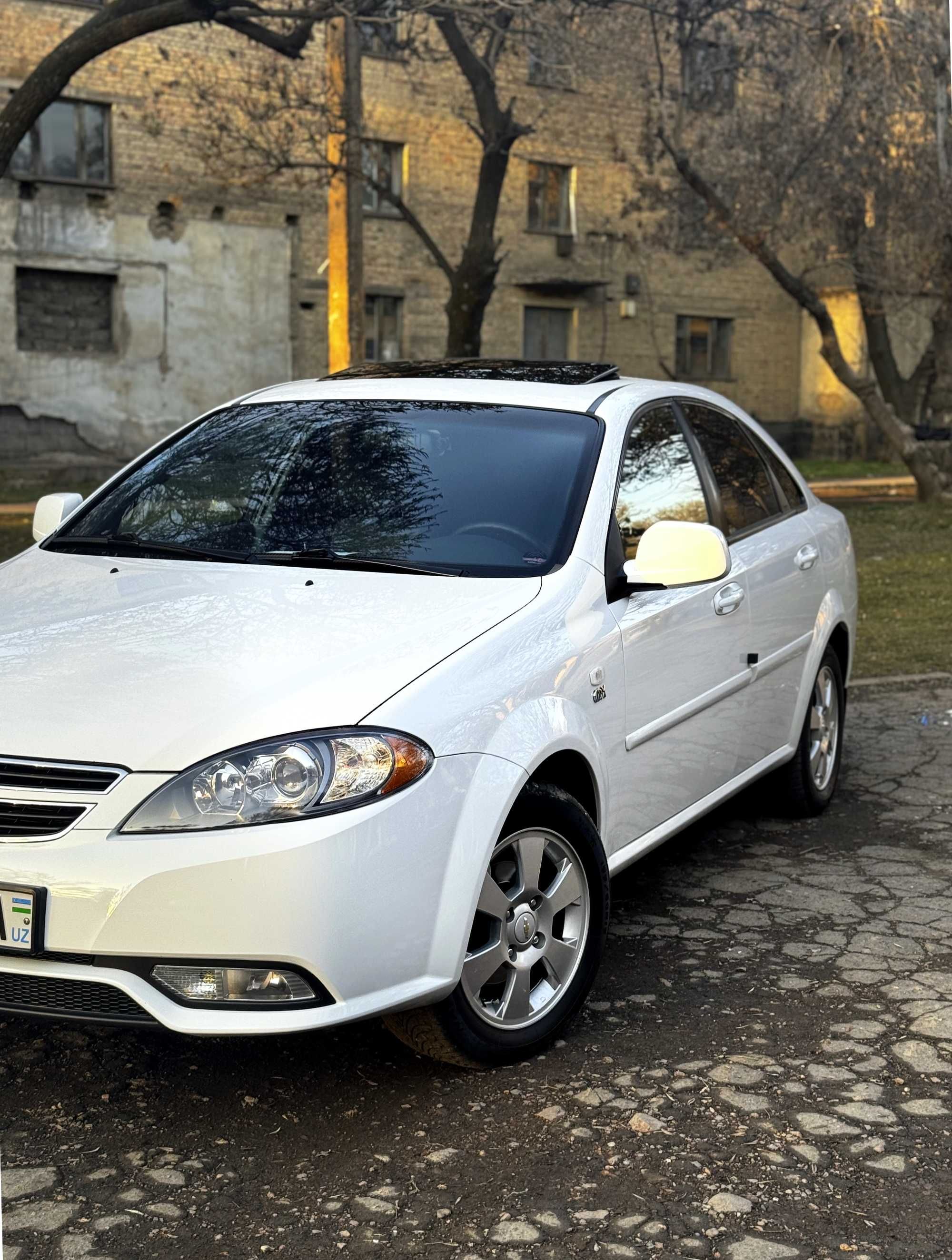 Gentra 1.5 сотилади