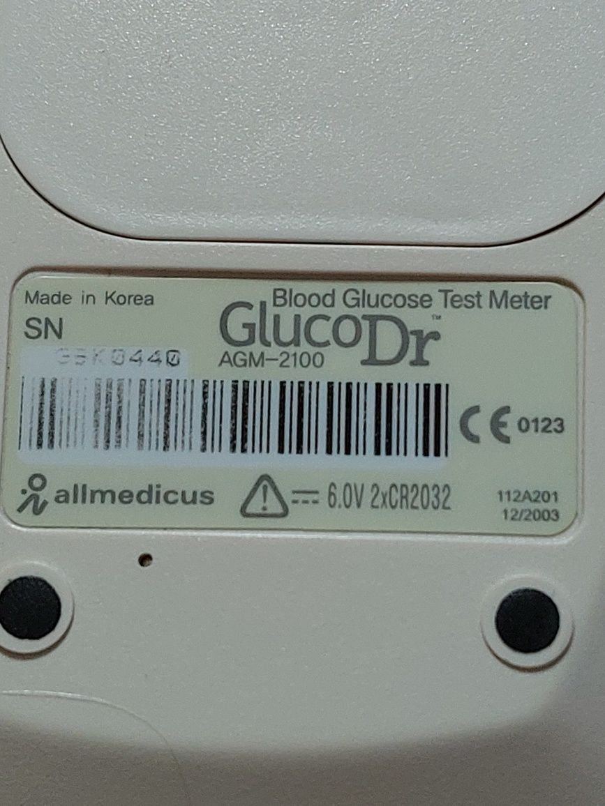 Глюкометр GlucoDr для измерения уровня сахара в крови