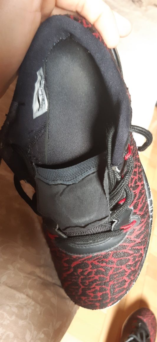 Маратонки Джордан, Jordan 37-38