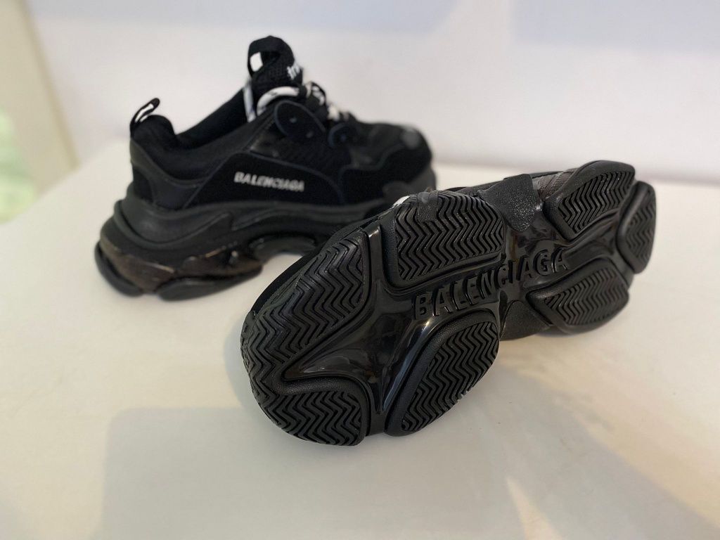 Balenciaga Triple S Premium