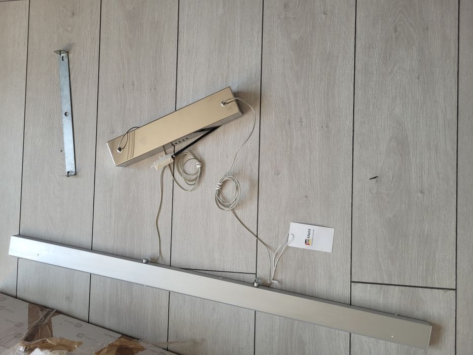 Lustra suspendata led noua