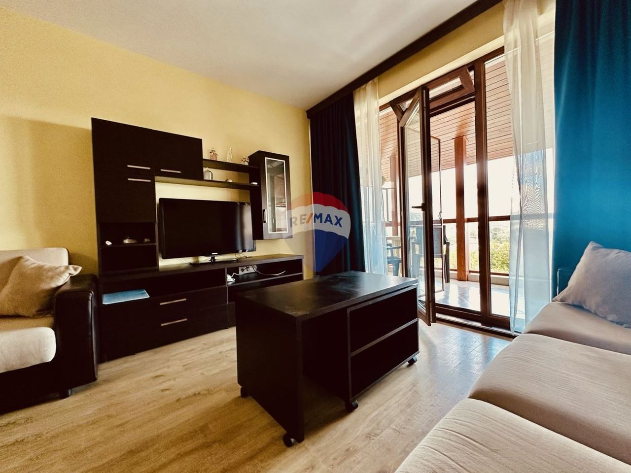 Дава се под наем Тристаен апартамент в Балчик - 93 кв.м за 600 € - Снимка #8