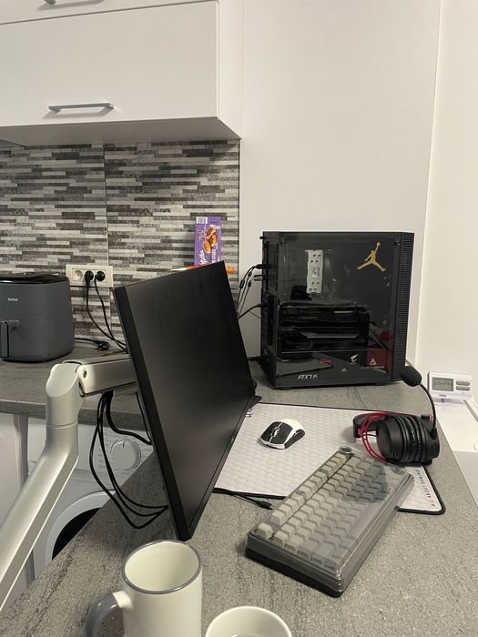 Vand setup  gaming, pret negociabil